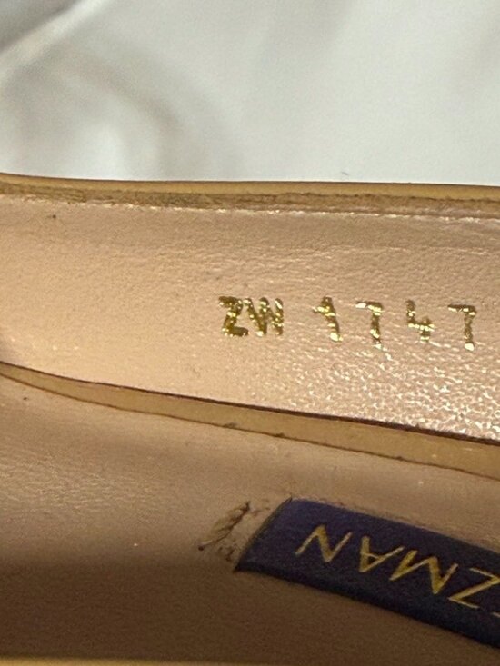 Stuart Weitzman Nude/Beige Patent Leather Power Pumps - Picture 5 of 9